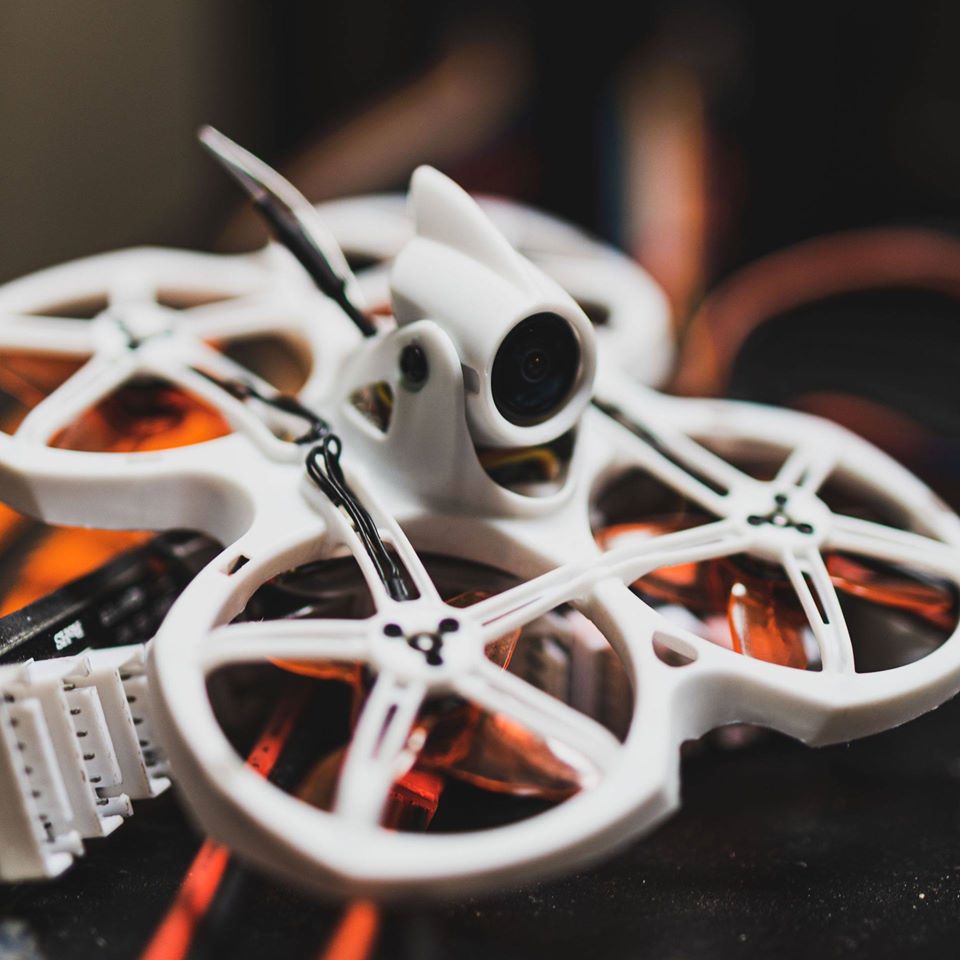 Emax tinyhawk ii 2 rtf fpvレースド - Drone Racing Goggles のレビューと価格
